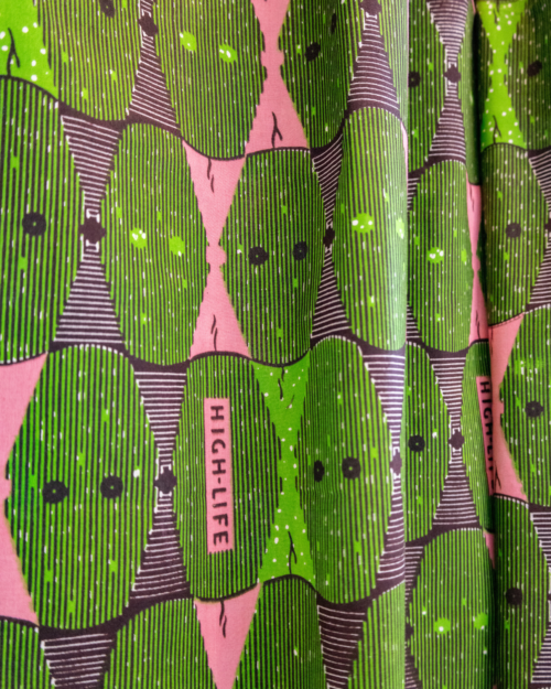 Tissu au yard High Life vert