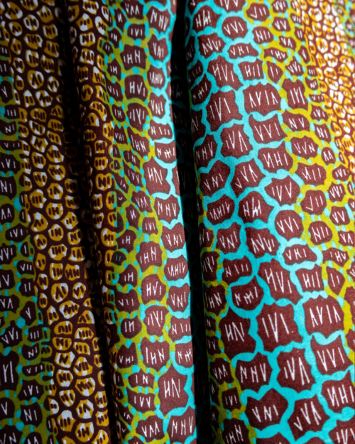 Tissu au yard Stones vert/turquoise